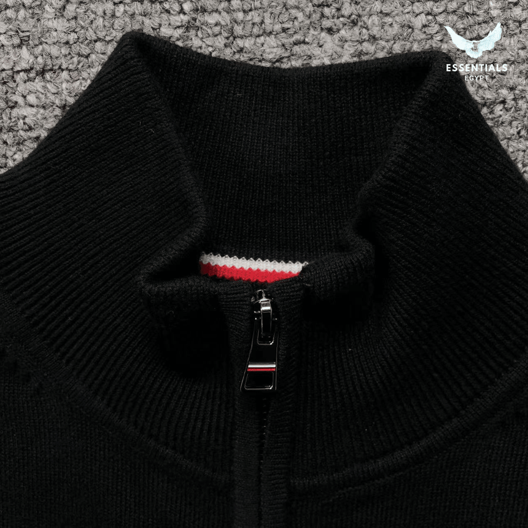 AMI Paris Sweatshirt – Zip - Up Minimal Logo - ESSENTIALS EGYPT