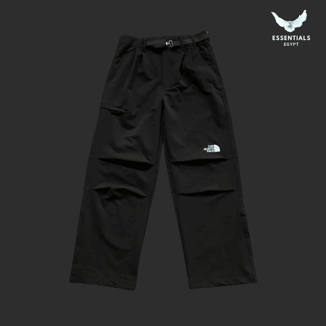 The North Face Logo Sweatshirt & Pants Set – Black - ESSENTIALS EGYPT