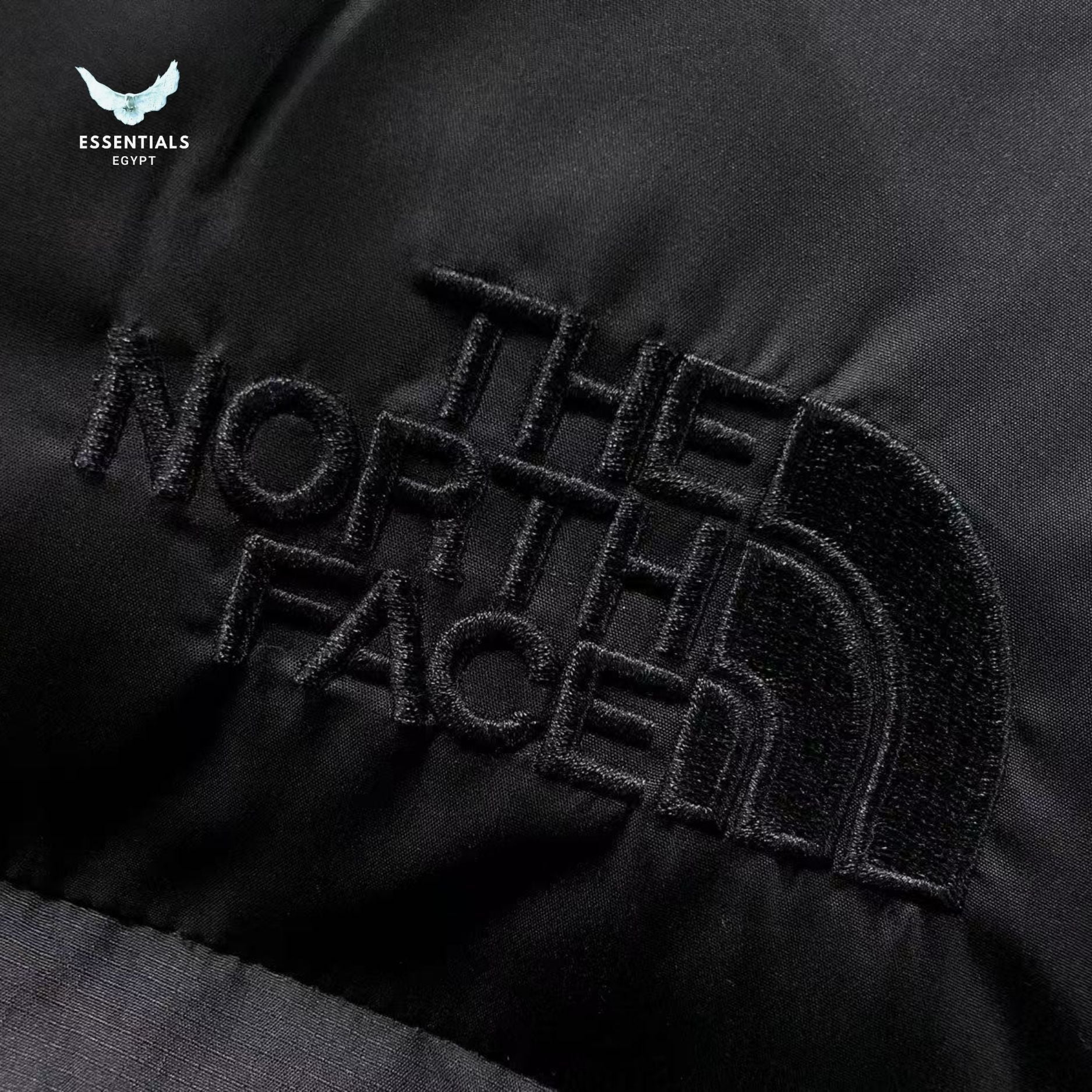 TNF DOWN JACKETS 4108020477 - ESSENTIALS EGYPT