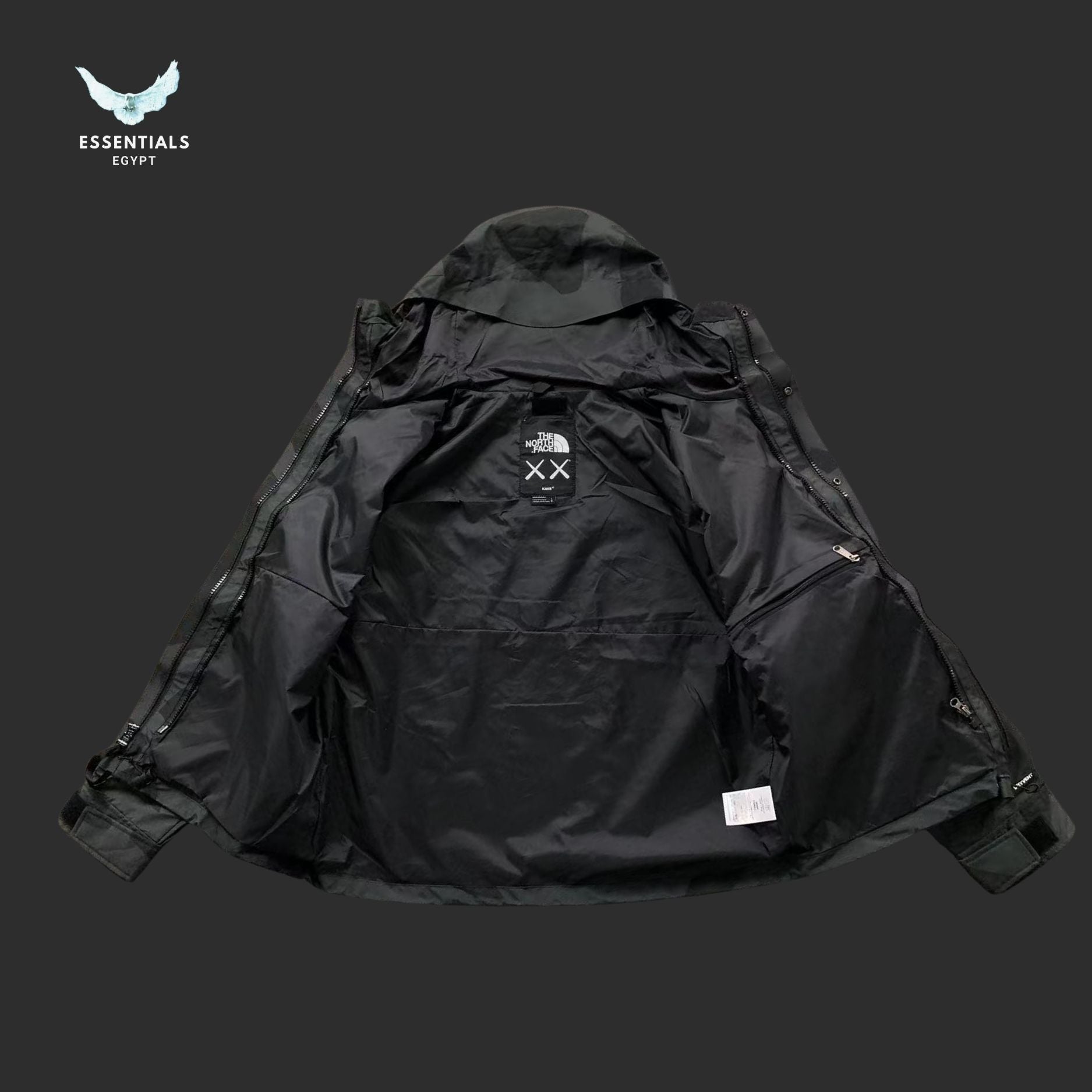 TNF JACKETS 4108020677 - ESSENTIALS EGYPT